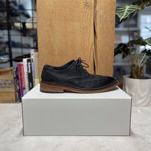 Cole Haan Black Dress Shoes. (Size 9)